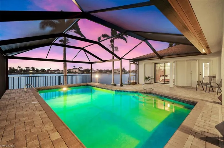 307 SE 33rd TER, CAPE CORAL FL 33904