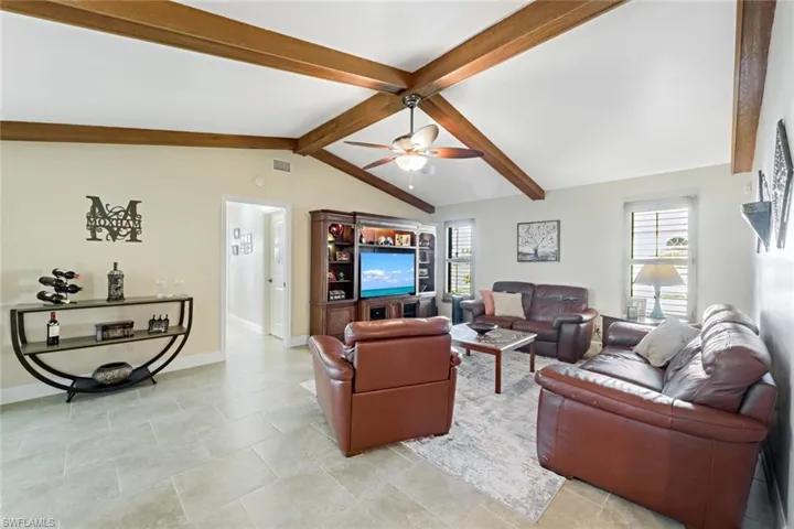 307 SE 33rd TER, CAPE CORAL FL 33904