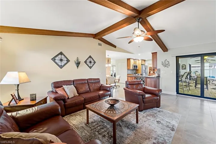 307 SE 33rd TER, CAPE CORAL FL 33904