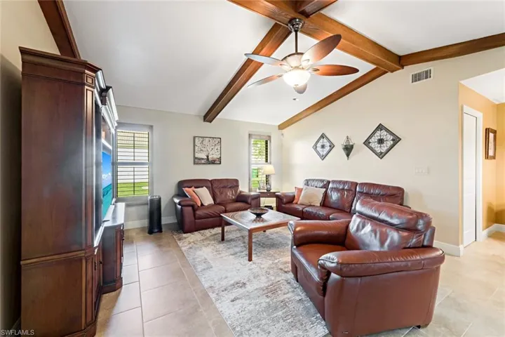 307 SE 33rd TER, CAPE CORAL FL 33904