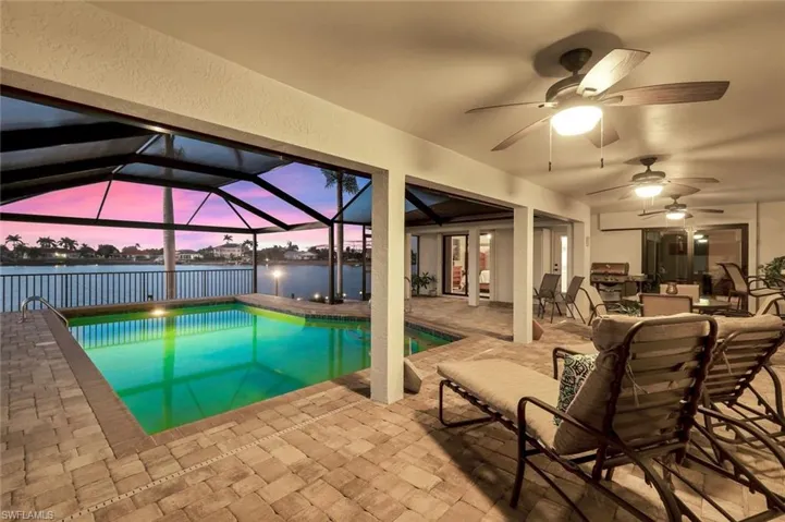 307 SE 33rd TER, CAPE CORAL FL 33904