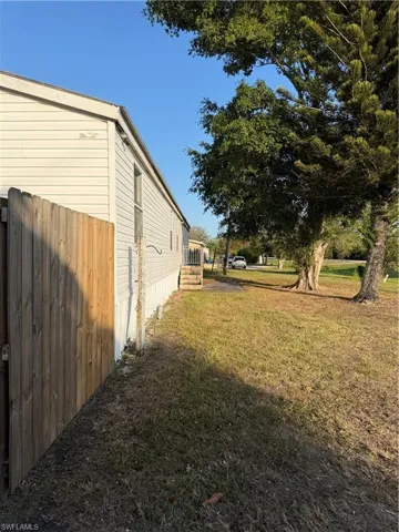 View of grassy yard