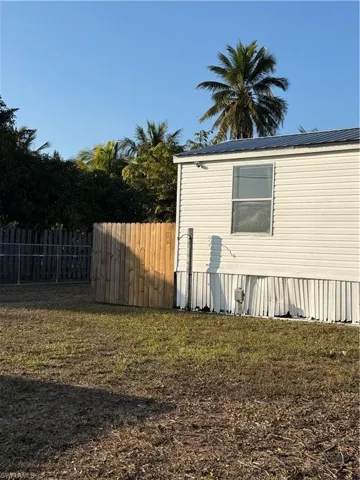 View of side of home