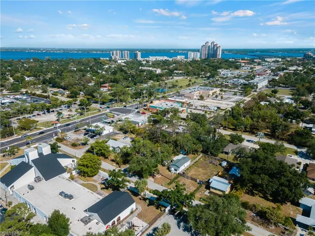 2047 Jeffcott St, Fort Myers Fl 33901