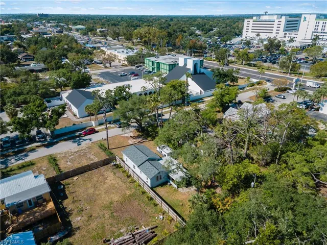 2047 Jeffcott St, Fort Myers Fl 33901