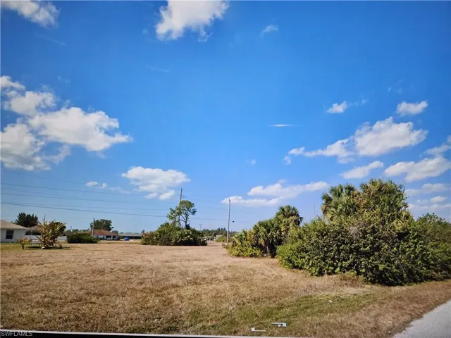 820 NW 24th  AVE, Cape Coral, FL 33993