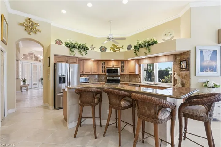 11811 Longshore Way E, Naples, Florida 34119