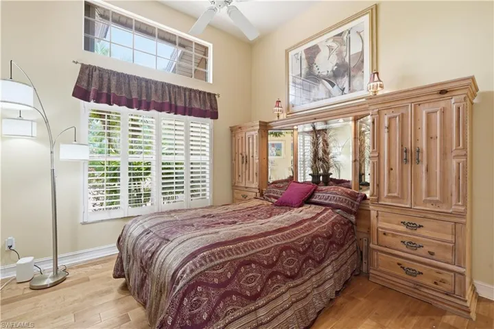 11811 Longshore Way E, Naples, Florida 34119