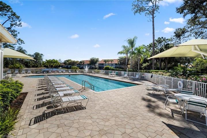 5265 Birmingham DR # 202, NAPLES FL 34110