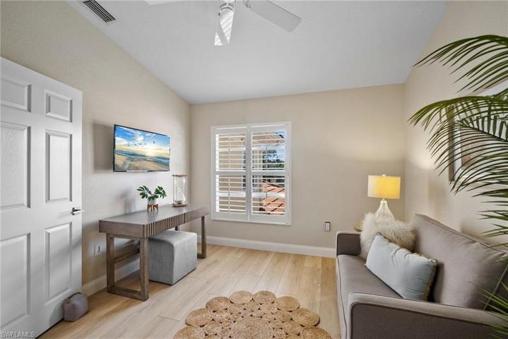 5265 Birmingham DR # 202, NAPLES FL 34110