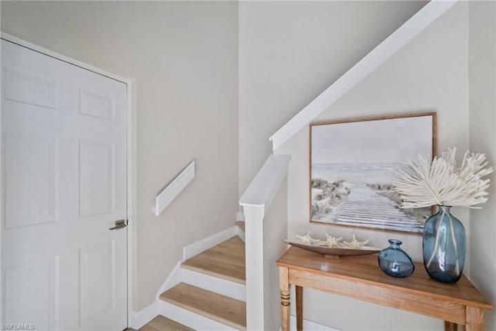 5265 Birmingham DR # 202, NAPLES FL 34110