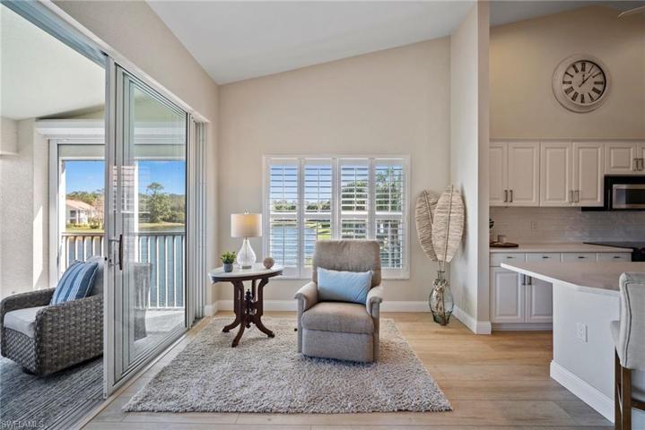 5265 Birmingham DR # 202, NAPLES FL 34110