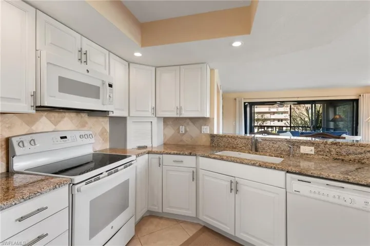 White appliances to match the white cabinets