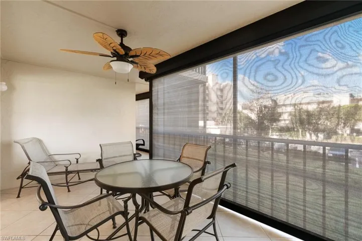 Room for a few smaller tables or even a second dining area