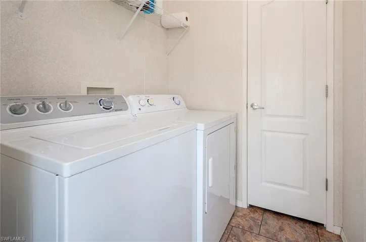 5558 Palm Beach Blvd # 108, Fort Myers Fl 33905