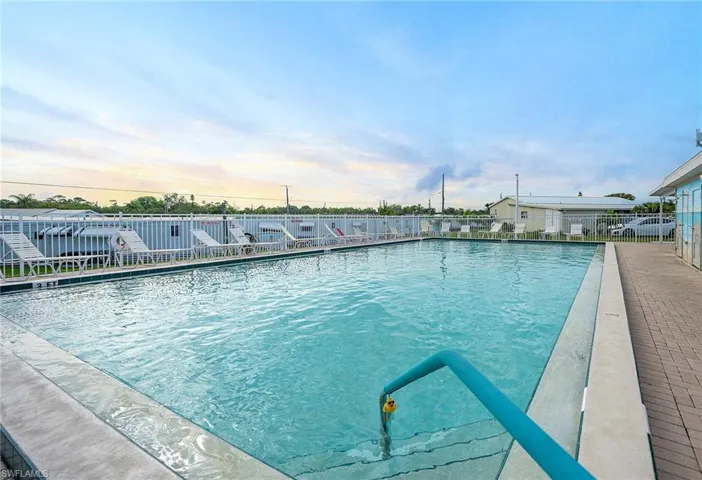 5558 Palm Beach Blvd # 108, Fort Myers Fl 33905