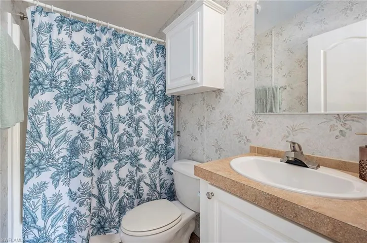 5558 Palm Beach Blvd # 108, Fort Myers Fl 33905