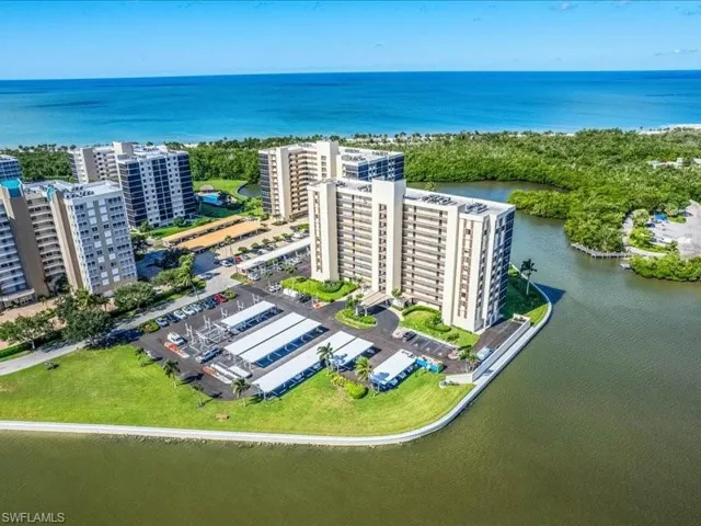 17 Bluebill Ave 904, Naples, Florida 34108
