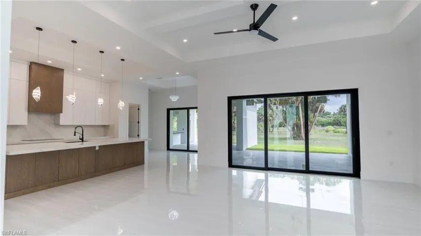 649 Golden Gate Blvd E, Naples, Florida 34120