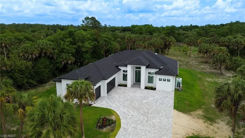 649 Golden Gate Blvd E, Naples, Florida 34120