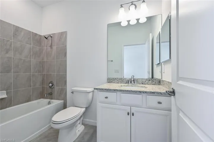 2134  Hamlin  ST, Naples, FL 34120