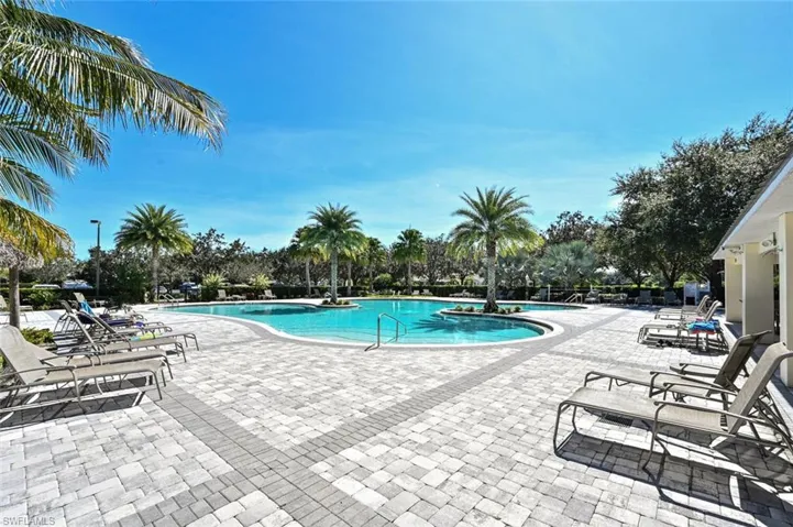 2134  Hamlin  ST, Naples, FL 34120