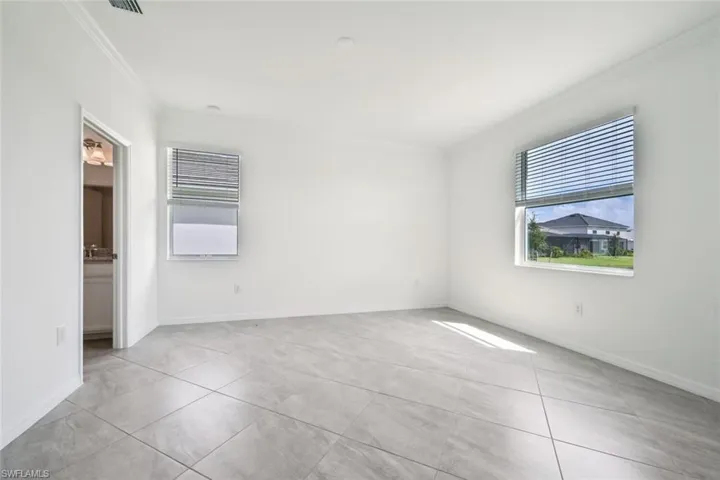 2134  Hamlin  ST, Naples, FL 34120