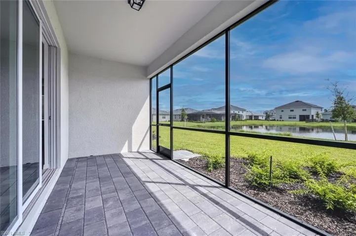 2134  Hamlin  ST, Naples, FL 34120