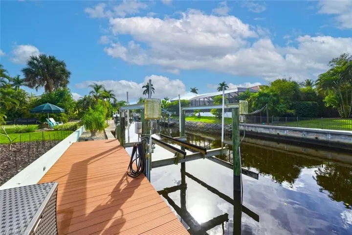 27088  Del  LN, Bonita Springs, FL 34135