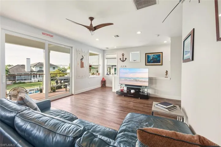 27088  Del  LN, Bonita Springs, FL 34135