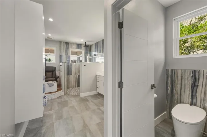 27088  Del  LN, Bonita Springs, FL 34135