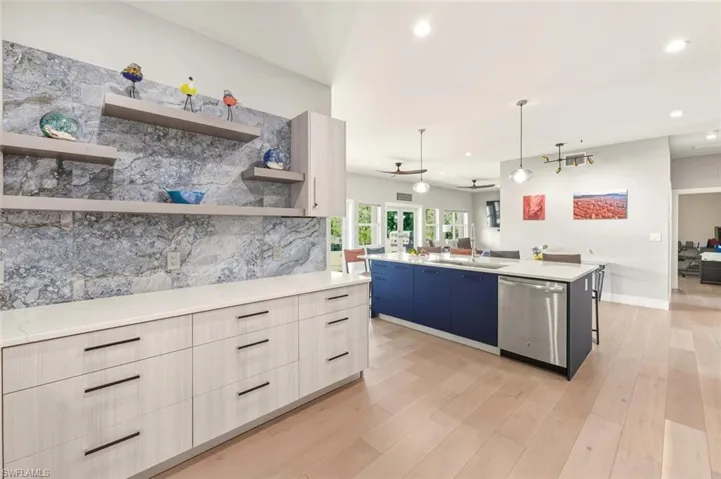 27088  Del  LN, Bonita Springs, FL 34135