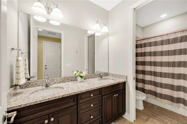 9066 Albion Ln N 5101, Naples, Florida 34113