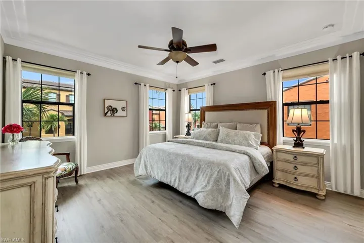 9066 Albion Ln N 5101, Naples, Florida 34113