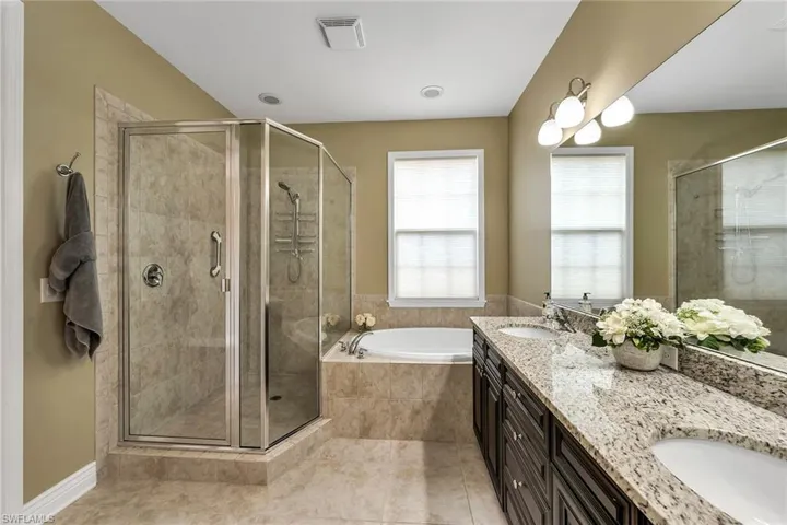 9066 Albion Ln N 5101, Naples, Florida 34113