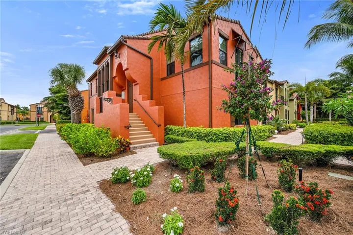 9066 Albion Ln N 5101, Naples, Florida 34113