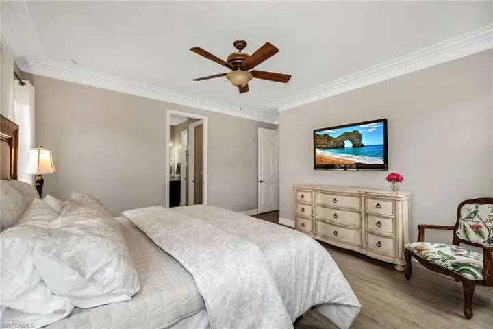 9066 Albion Ln N 5101, Naples, Florida 34113