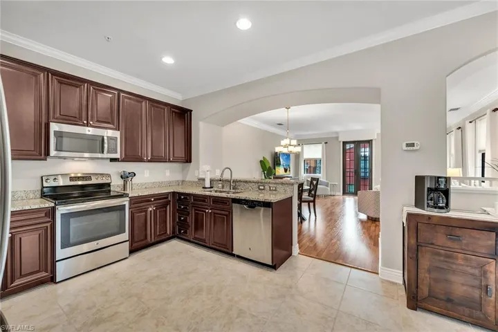 9066 Albion Ln N 5101, Naples, Florida 34113