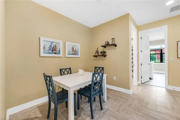 9066 Albion Ln N 5101, Naples, Florida 34113