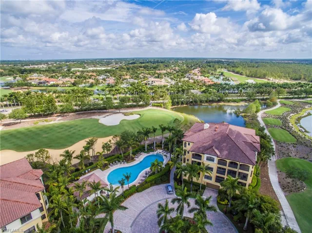 2538  Marquesa Royale  LN, Naples, FL 34109