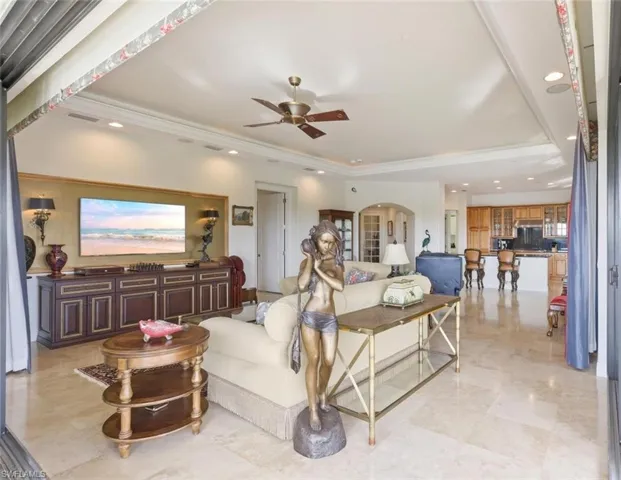 2538  Marquesa Royale  LN, Naples, FL 34109