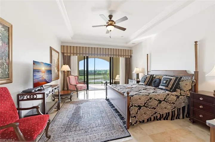 2538  Marquesa Royale  LN, Naples, FL 34109