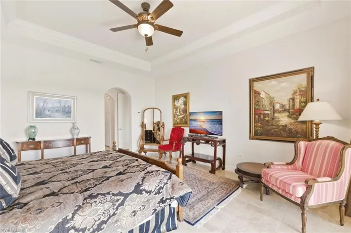 2538  Marquesa Royale  LN, Naples, FL 34109