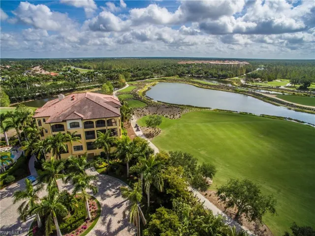 2538  Marquesa Royale  LN, Naples, FL 34109