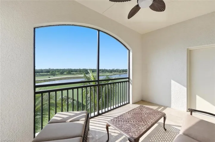 2538  Marquesa Royale  LN, Naples, FL 34109