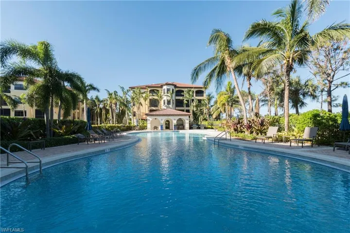 2538  Marquesa Royale  LN, Naples, FL 34109