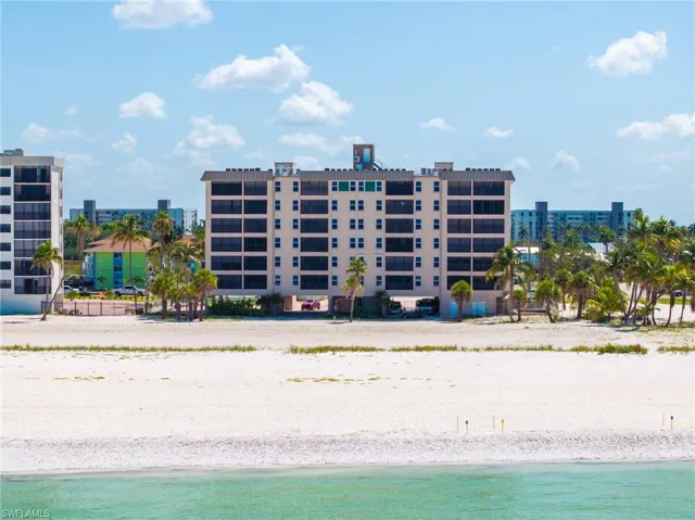 7700 Estero Blvd 402, Fort Myers Beach, Florida 33931