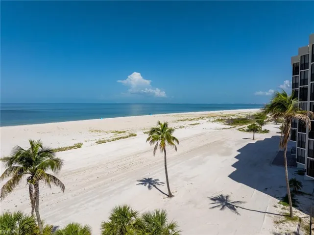 7700 Estero Blvd 402, Fort Myers Beach, Florida 33931