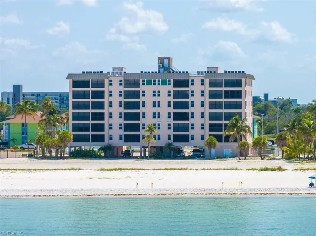 7700 Estero Blvd 402, Fort Myers Beach, Florida 33931