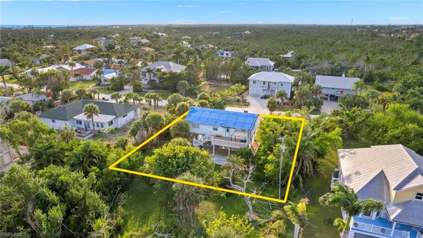 Aerial View Back Exterior w/ Lot lines
